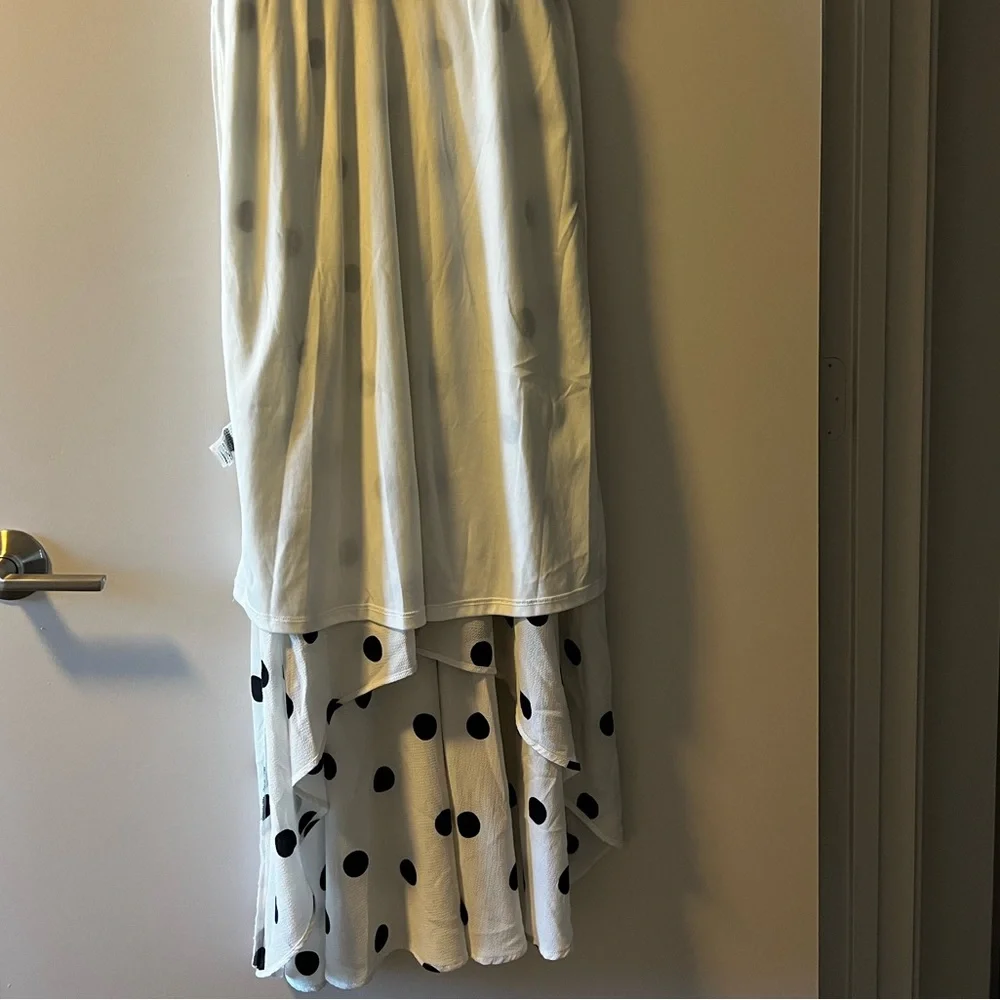 Dress - Picture 13 of 16